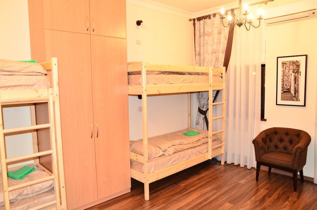 Belokorichi Hotel เคียฟ ภายนอก รูปภาพ