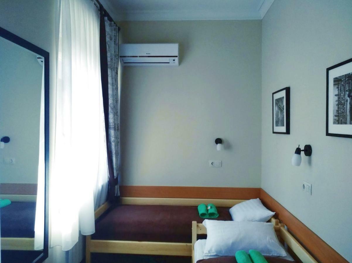 Belokorichi Hotel เคียฟ ภายนอก รูปภาพ