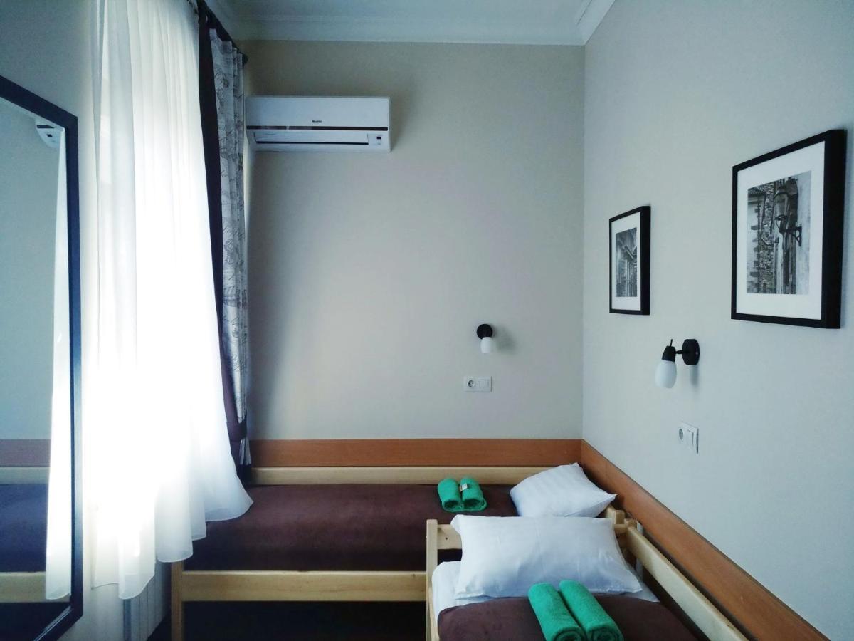 Belokorichi Hotel เคียฟ ภายนอก รูปภาพ